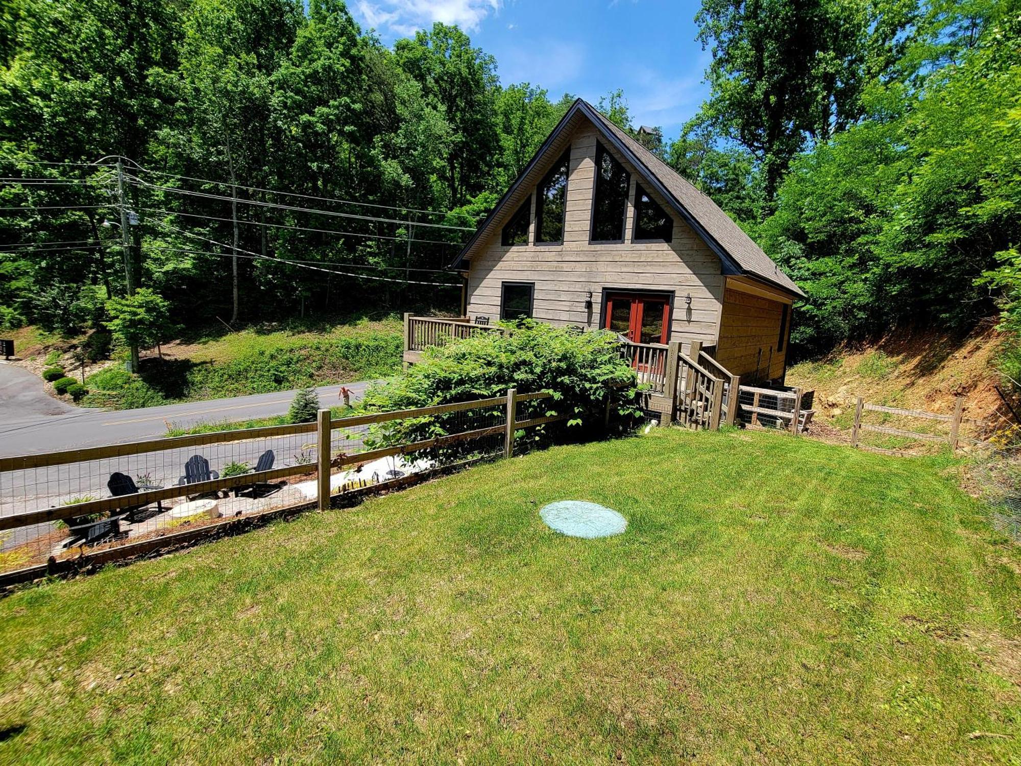 Lil Cabin In The Cove! Mtn Views, Theater, Hot Tub, Games, King Beds, Prime Location! Sevierville Exteriér fotografie
