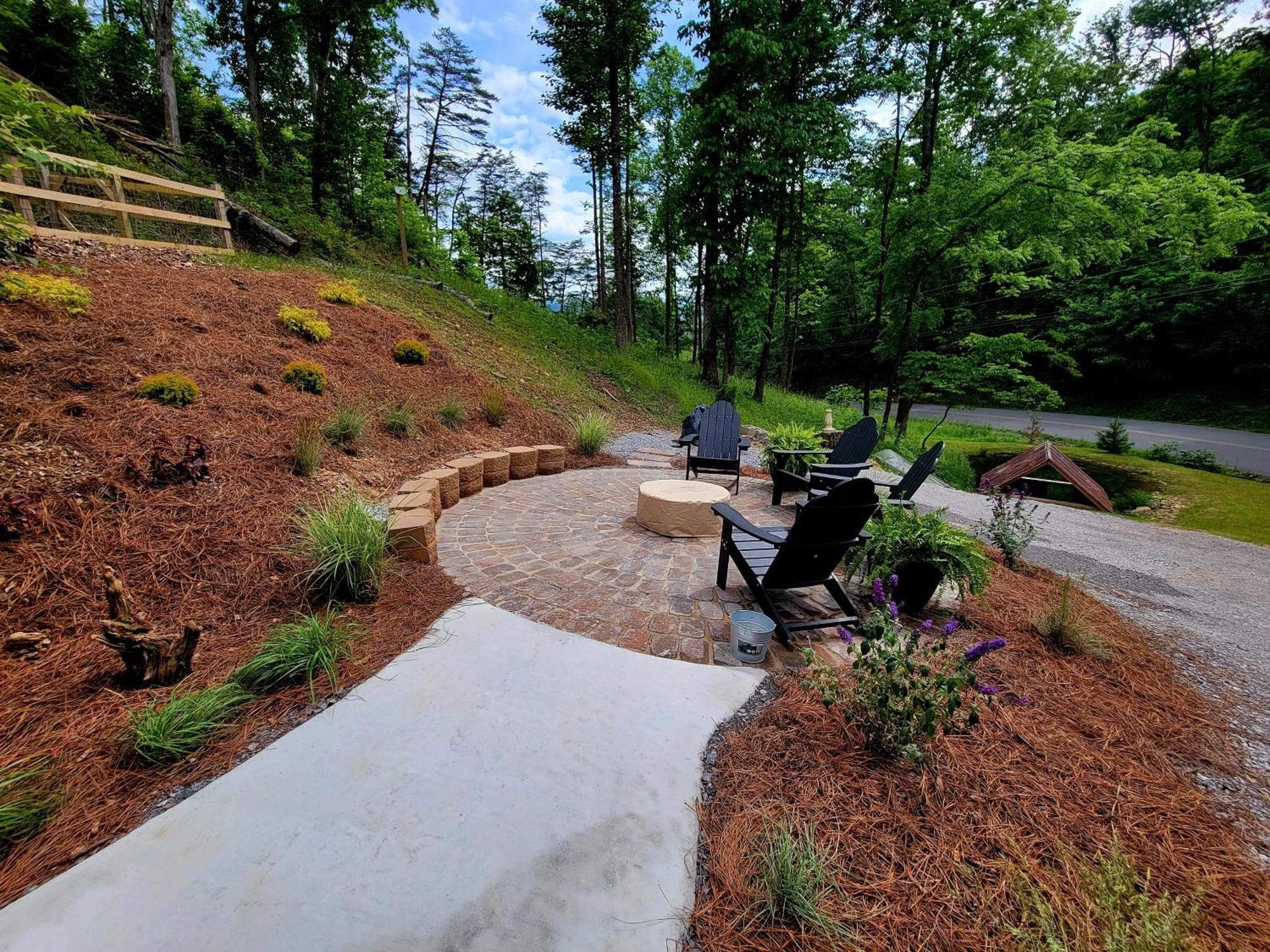 Lil Cabin In The Cove! Mtn Views, Theater, Hot Tub, Games, King Beds, Prime Location! Sevierville Exteriér fotografie