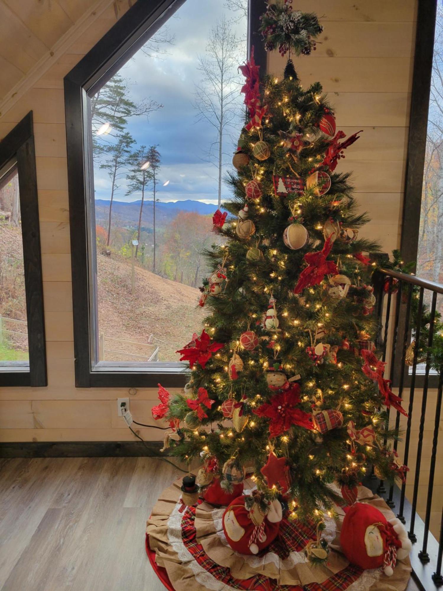 Lil Cabin In The Cove! Mtn Views, Theater, Hot Tub, Games, King Beds, Prime Location! Sevierville Exteriér fotografie