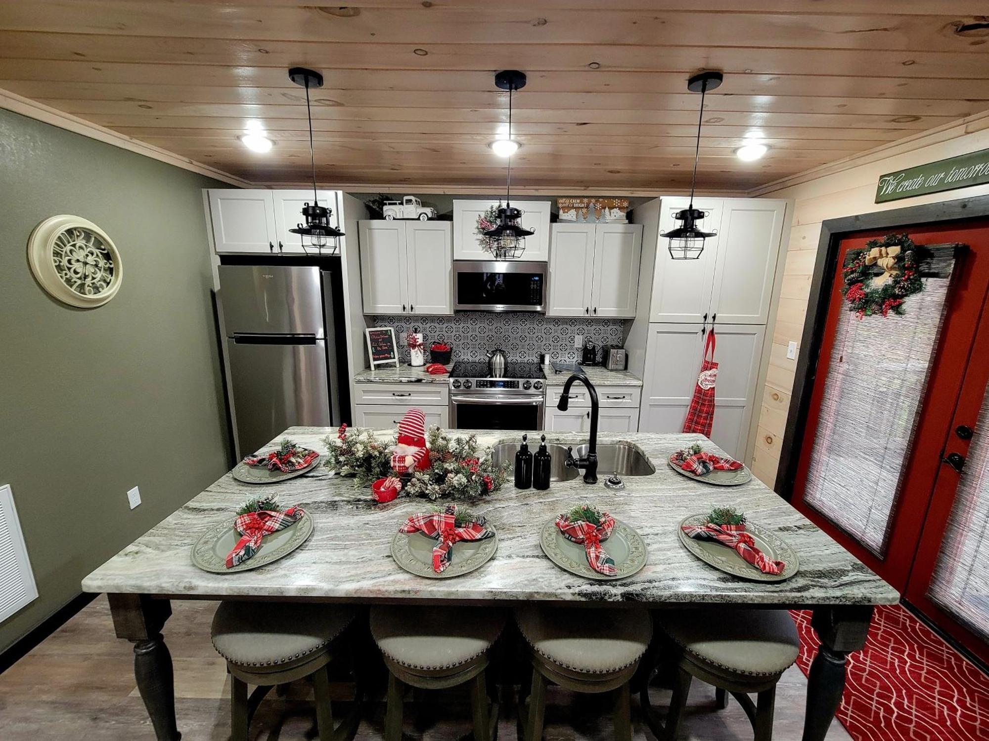 Lil Cabin In The Cove! Mtn Views, Theater, Hot Tub, Games, King Beds, Prime Location! Sevierville Exteriér fotografie